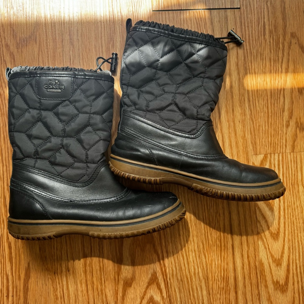 Coach boot